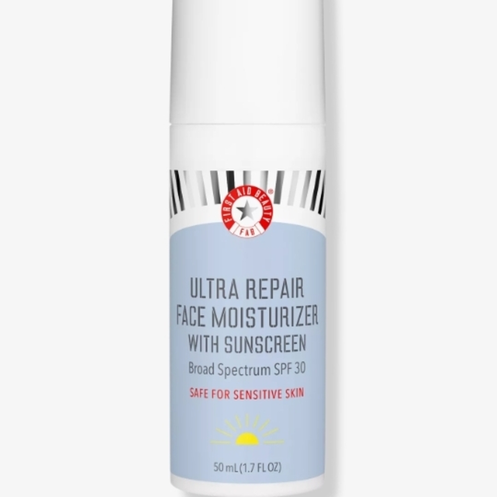 First Aid Beauty Ultra Repair Moisturizer with SPF 30 Full Size